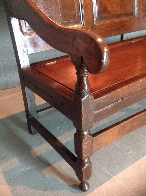 OAK PANELLED SETTLE - ADDITIONAL PHOTO 9