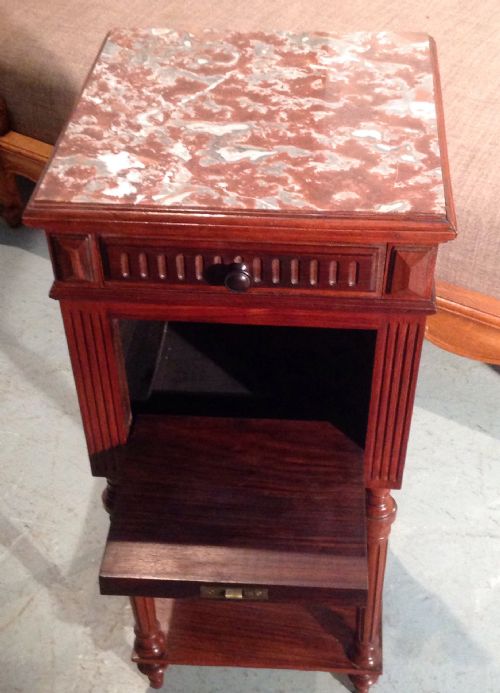 CARVED FRENCH MAHOGANY BED AND BEDSIDE CABINET - ADDITIONAL PHOTO 8