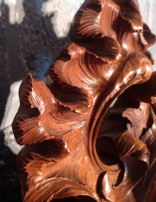 FRENCH WALNUT BED AND BEDSIDE CABINET - ADDITIONAL PHOTO 3