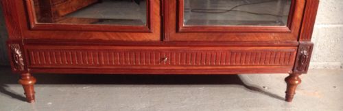 FRENCH MAHOGANY ARMOIRE - ADDITIONAL PHOTO 9