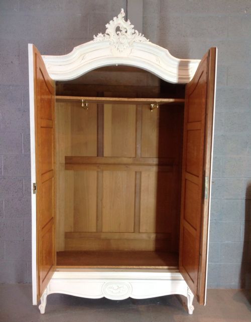PAINTED FRENCH WALNUT ARMOIRE - ADDITIONAL PHOTO 4