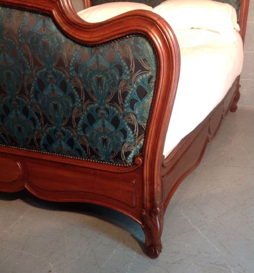 FRENCH WALNUT UPHOLSTERED BED - ADDITIONAL PHOTO 5