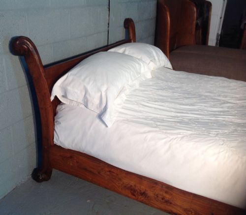 CARVED OAK FRENCH SLEIGH BED - ADDITIONAL PHOTO 2