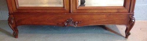 FRENCH WALNUT ARMOIRE - ADDITIONAL PHOTO 3