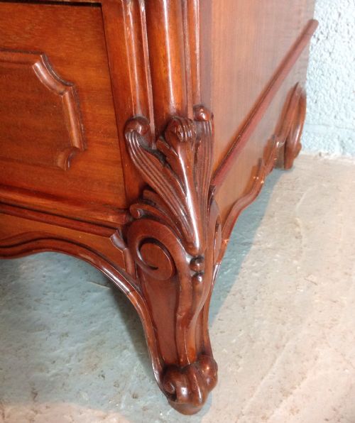 FRENCH MAHOGANY ARMOIRE - ADDITIONAL PHOTO 11