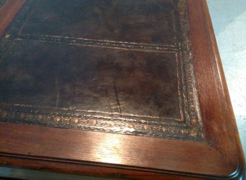 FRENCH OAK DESK - ADDITIONAL PHOTO 2