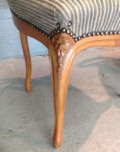 PAIR OF WALNUT FRENCH CHAIRS - ADDITIONAL PHOTO 2