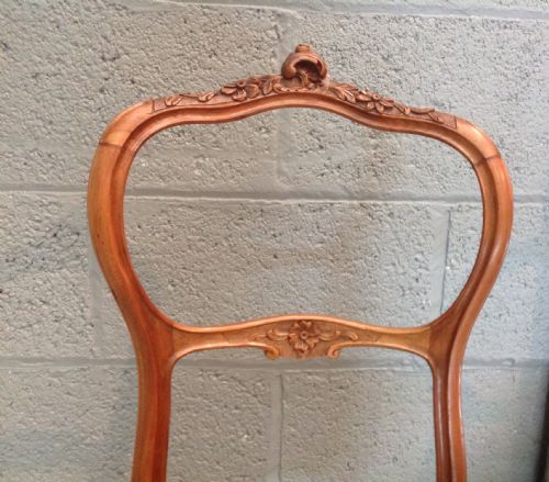 PAIR OF WALNUT FRENCH CHAIRS - ADDITIONAL PHOTO 3