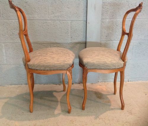 PAIR OF WALNUT FRENCH CHAIRS - ADDITIONAL PHOTO 7