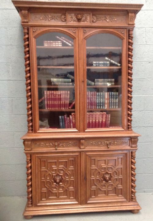 large oak french bookcase - CATEGORY: ANTIQUE BOOKCASES - DATED 1880