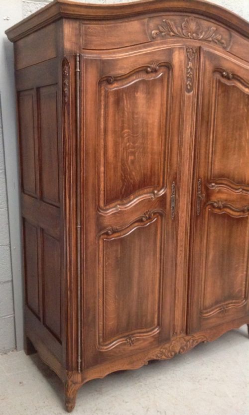 CARVED OAK FRENCH ARMOIRE - ADDITIONAL PHOTO 5