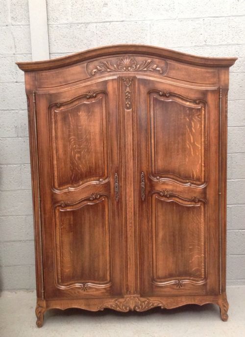 CARVED OAK FRENCH ARMOIRE - ADDITIONAL PHOTO 8
