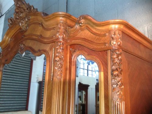FRENCH WALNUT LOUIS XV STYLE ARMOIRE - ADDITIONAL PHOTO 2
