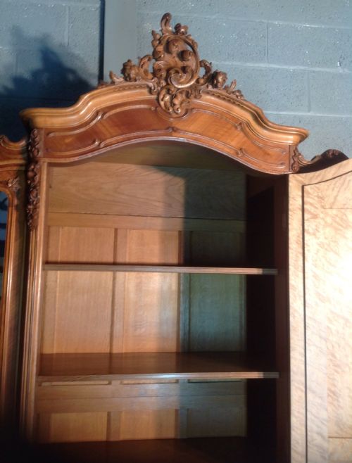 FRENCH WALNUT LOUIS XV STYLE ARMOIRE - ADDITIONAL PHOTO 7