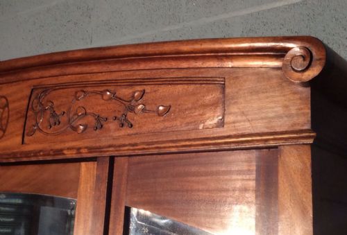 FRENCH MAHOGANY ARMOIRE - ADDITIONAL PHOTO 1