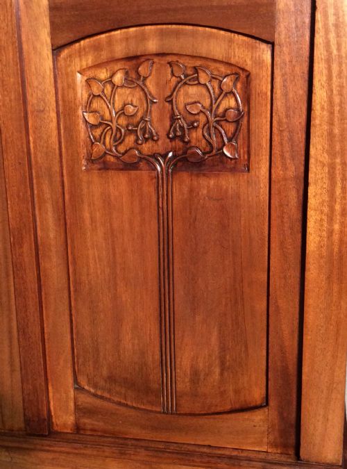 FRENCH MAHOGANY ARMOIRE - ADDITIONAL PHOTO 8