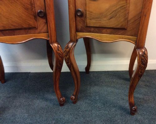 PAIR OF WALNUT FRENCH BEDSIDE CABINETS - ADDITIONAL PHOTO 2