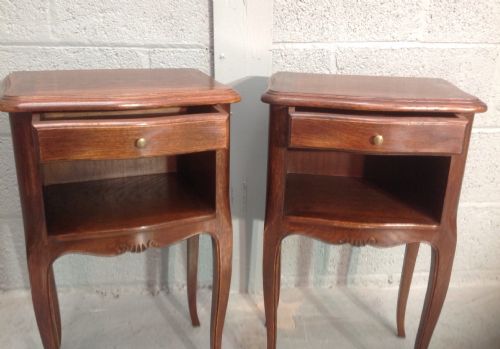 PAIR OF FRENCH OAK BEDSIDE CABINETS - ADDITIONAL PHOTO 2