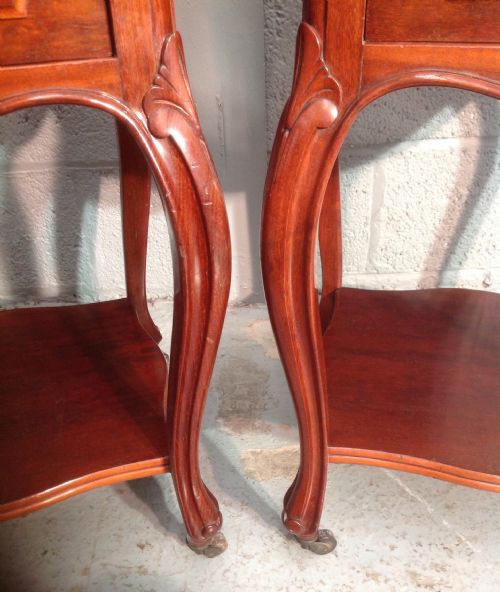 PAIR OF RRENCH MAHOGANY BEDSIDE CABINETS - ADDITIONAL PHOTO 7