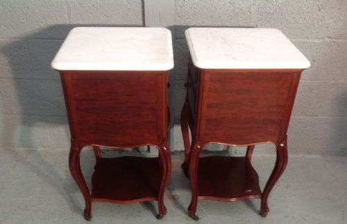 PAIR OF RRENCH MAHOGANY BEDSIDE CABINETS - ADDITIONAL PHOTO 10
