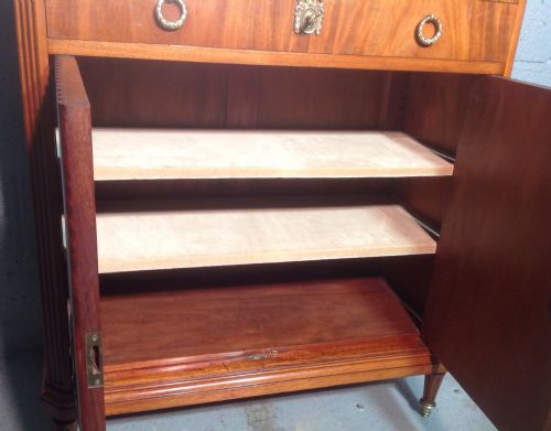 FRENCH MAHOGANY SHOWCASE - ADDITIONAL PHOTO 8