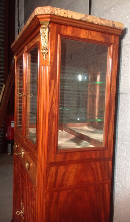 FRENCH MAHOGANY SHOWCASE - ADDITIONAL PHOTO 11