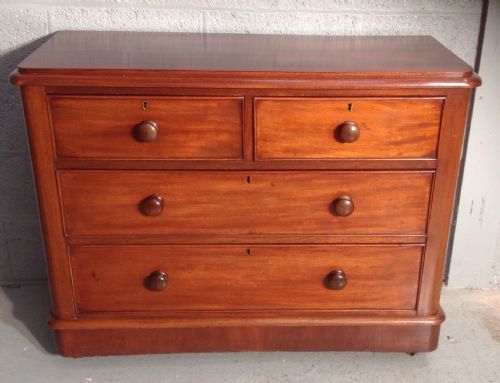 victorian mahogany chest of drawers - CATEGORY: ANTIQUE CHEST OF DRAWERS - DATED VICTORIAN