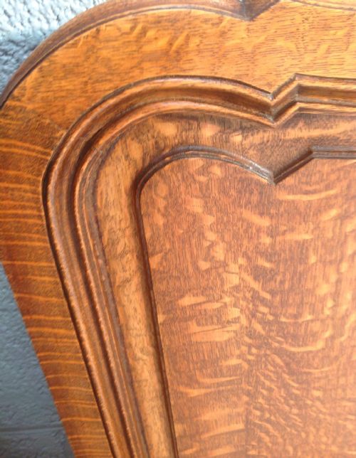 FRENCH OAK KINGSIZE BED - ADDITIONAL PHOTO 6