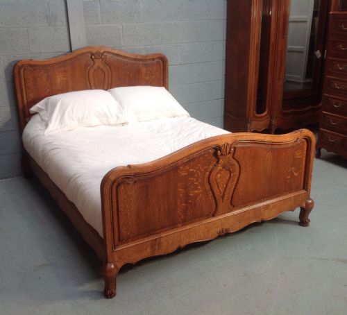 FRENCH OAK KINGSIZE BED - ADDITIONAL PHOTO 13
