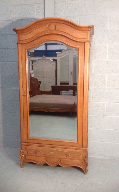 FRENCH OAK ARMOIRE - ADDITIONAL PHOTO 8