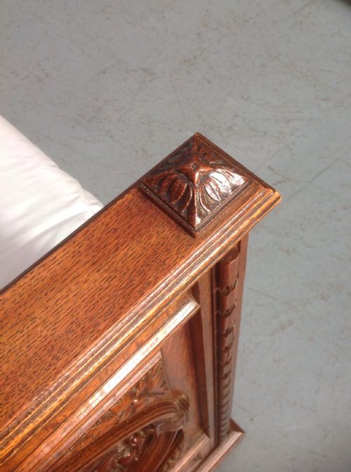 OUTSTANDING QUALITY FRENCH KINGSIZE BED AND CABINET - ADDITIONAL PHOTO 7