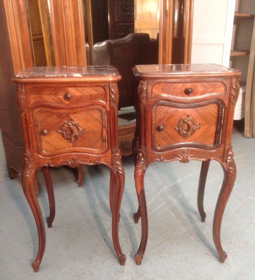 PAIR OF FRENCH ROSEWOOD BEDSIDE CABINETS - ADDITIONAL PHOTO 11