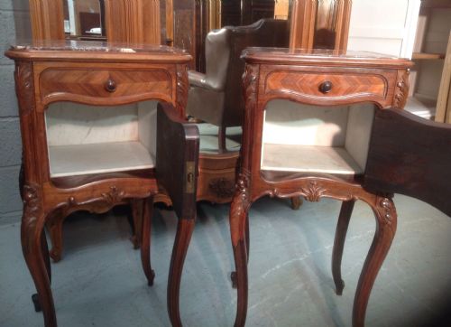 PAIR OF FRENCH ROSEWOOD BEDSIDE CABINETS - ADDITIONAL PHOTO 9