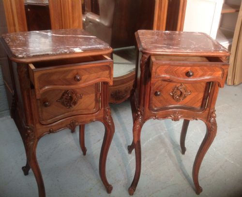 PAIR OF FRENCH ROSEWOOD BEDSIDE CABINETS - ADDITIONAL PHOTO 10