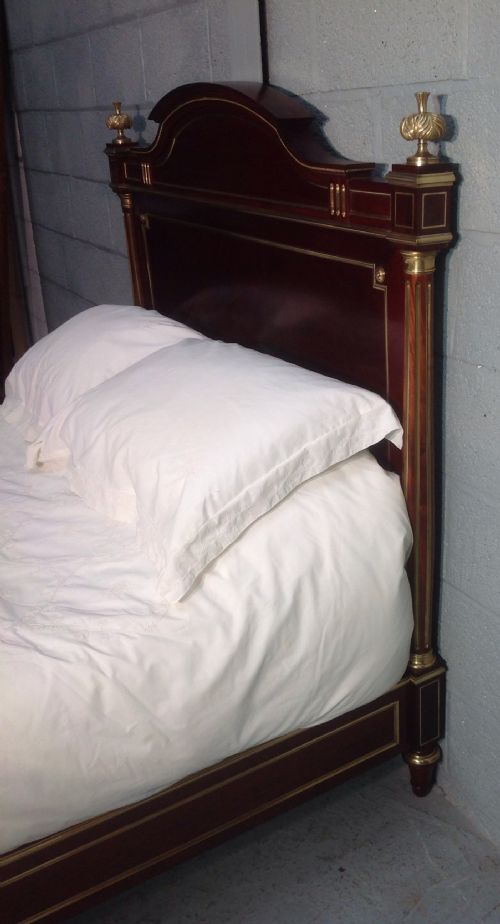 FRENCH MAHOGANY AND BRASS BED - ADDITIONAL PHOTO 8