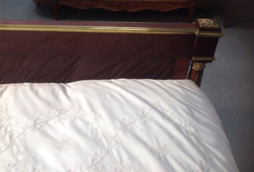 FRENCH MAHOGANY AND BRASS BED - ADDITIONAL PHOTO 10