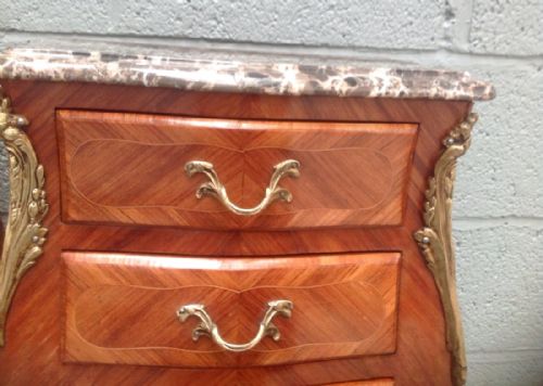 PAIR OF FRENCH BEDSIDE CABINETS - ADDITIONAL PHOTO 10