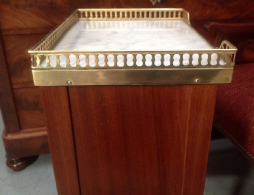 FRENCH MAHOGANY MARBLE TOP CABINET - ADDITIONAL PHOTO 3