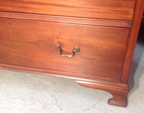 MAHOGANY CHEST OF DRAWERS - ADDITIONAL PHOTO 2