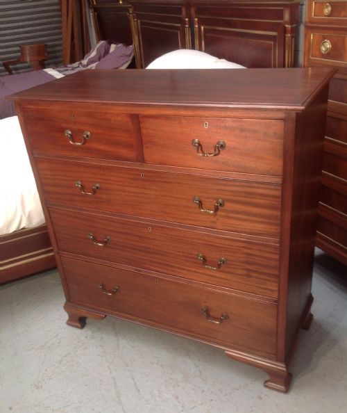 MAHOGANY CHEST OF DRAWERS - ADDITIONAL PHOTO 9