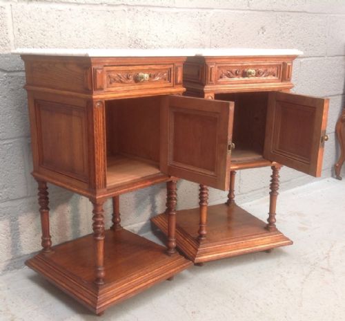 PAIR OF OAK FRENCH BEDSIDE CABINETS - ADDITIONAL PHOTO 2