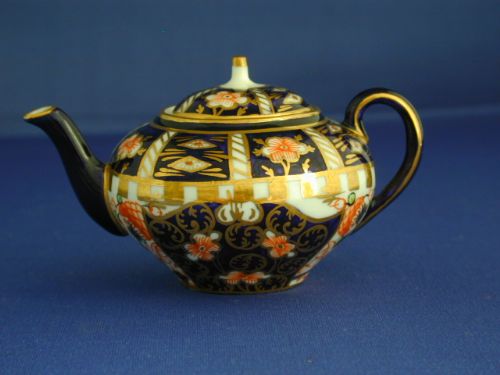 Royal Crown Derby Miniature Teapot and Lid