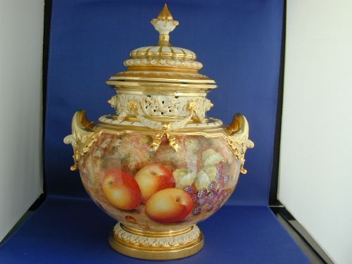 Royal Worcester Fruit Painted Pot Pourri Vase and Cover Signed Freeman