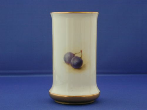 ROYAL WORCESTER SPILL VASE FRUIT BY RICHARD SEBRIGHT - ADDITIONAL PHOTO 1