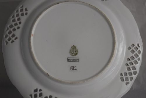 ROYAL WORCESTER CABINET PLATE BY CHARLES BALDWYN - ADDITIONAL PHOTO 2