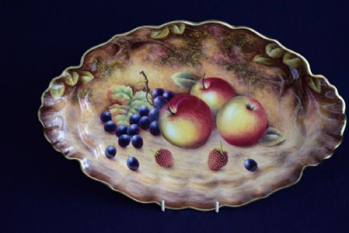 ROYAL WORCESTER LARGE FRUIT DECORATED TUREEN COVER AND STAND - ADDITIONAL PHOTO 2