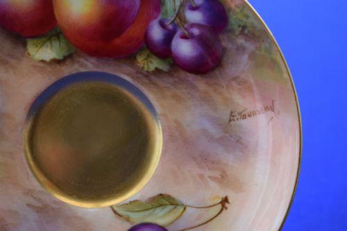 ROYAL WORCESTER FRUIT PAINTED CUP AND SAUCER SIGNED AYRTON AND TOWNSEND - ADDITIONAL PHOTO 3