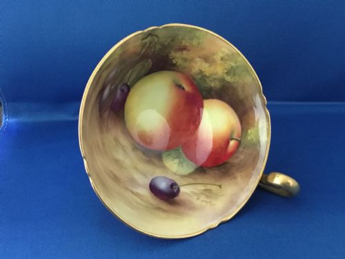 ROYAL WORCESTER PAINTED FRUIT CABINET CUP AND SAUCER BY H AYRTON - ADDITIONAL PHOTO 3