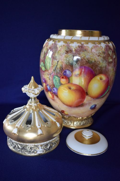 ROYAL WORCESTER PAINTED FRUIT 3 PIECE POT POURRI JAR BY FREEMAN - ADDITIONAL PHOTO 3
