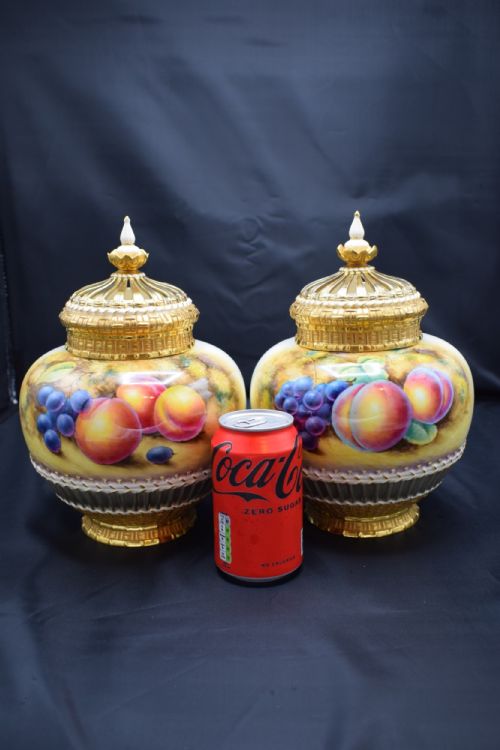 ROYAL WORCESTER PAIR OF POT POURRI VASES AND COVERS BY JOHN SMITH - ADDITIONAL PHOTO 1